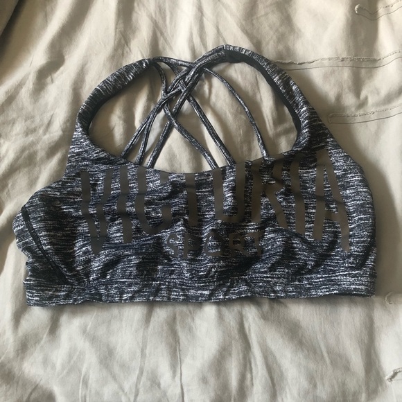 Victoria's Secret Other - NWOT Victoria Sport sports bra Size L
